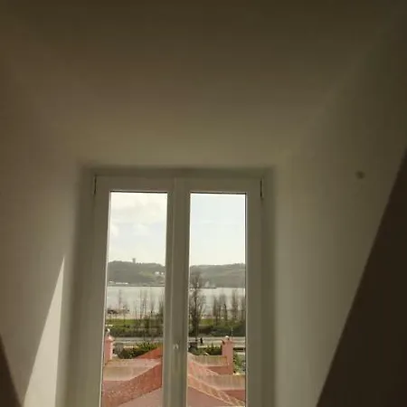 B&w Belem River View 3 Floor *